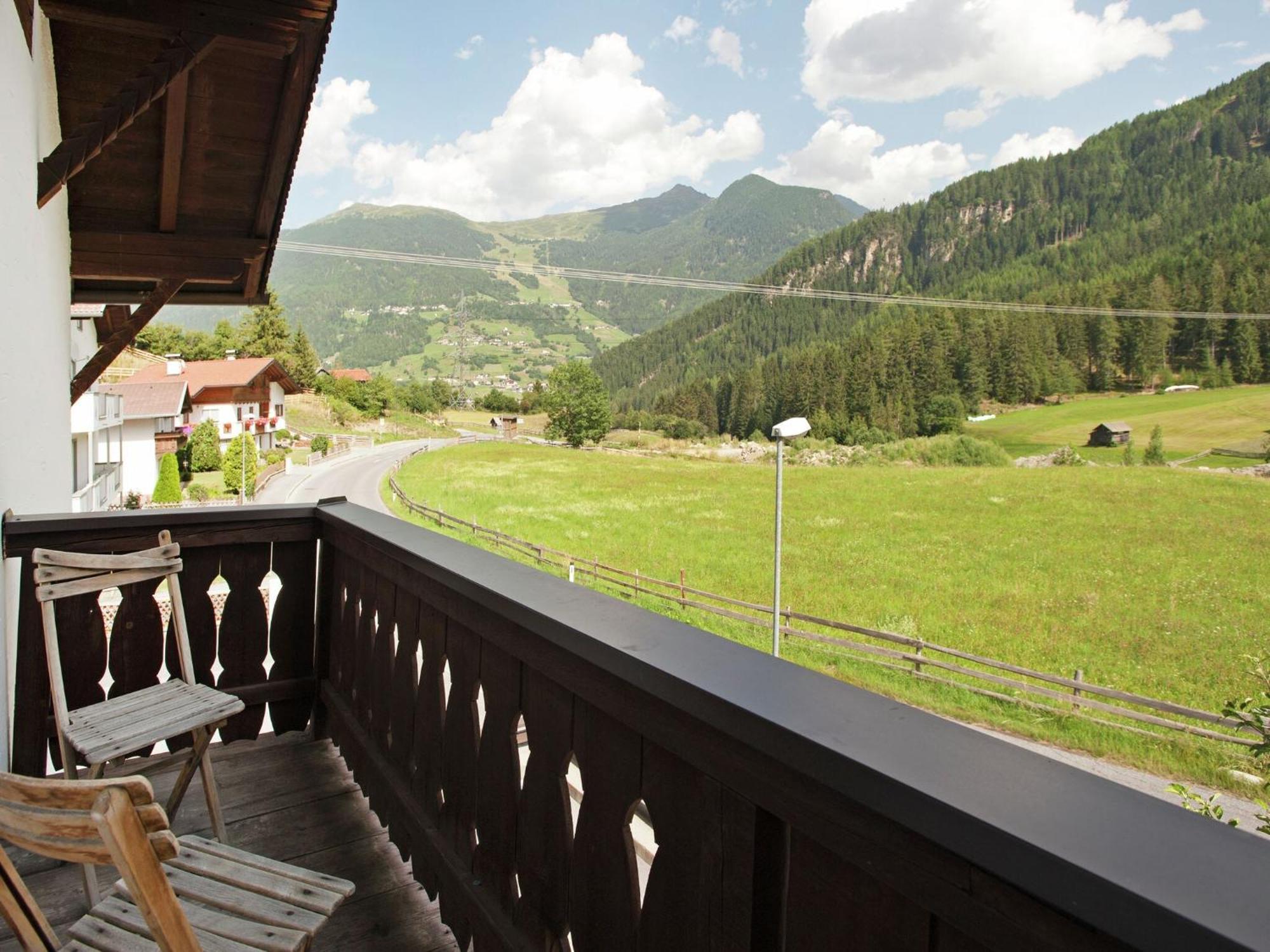 Spacious Holiday Home In Wenns Near Ski Area Exterior foto